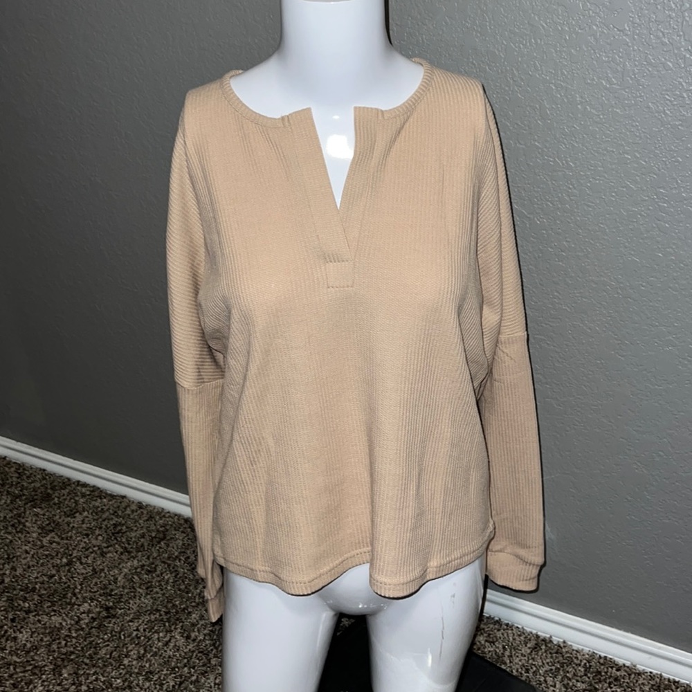 Women’s Beige Comfy Tee, SM